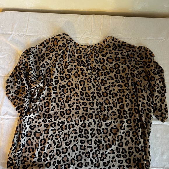 Ava & Viv Leopard Print Top - Picture 8 of 8